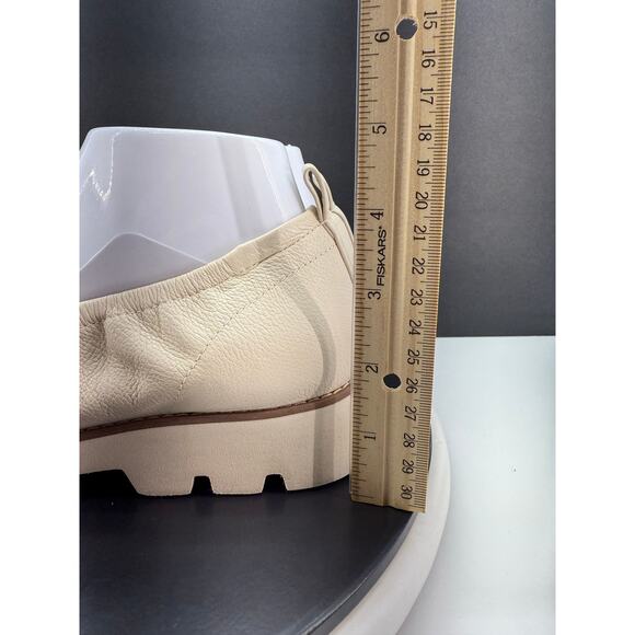 Vionic Charm Cynthia Womens Size 8 Wide Loafers Cream Slip On Comfort Shoes - Picture 2 of 13